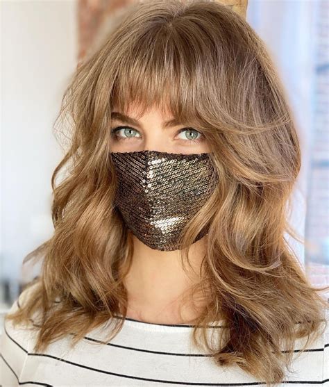 50 Trendy Medium-Length Hairstyles with Bangs - Hair Adviser