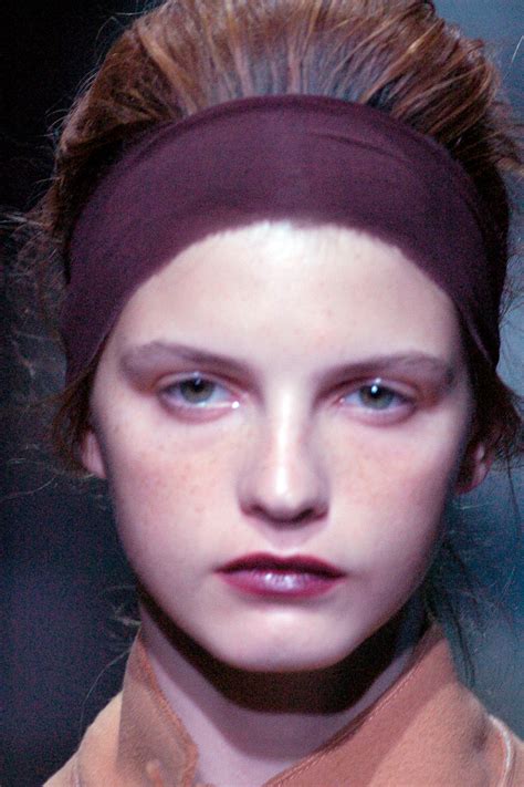 Prada Fall 2005 Ready-to-Wear Collection | Vogue