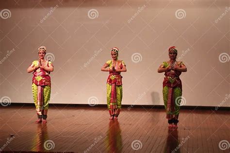Indian Kathak Dance Performance in New Delhi, India Editorial ...