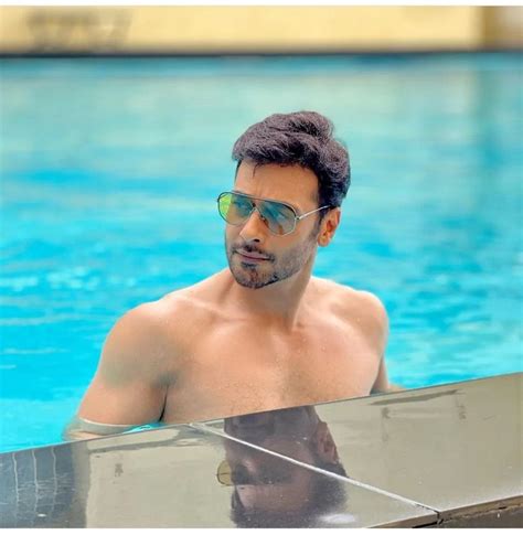 by ubbsi on Pakistani Celeberities | Boyfriend questions, Fashion ...