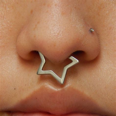 Oufer 16G Titanium Star Septum Ring Clicker for Sensitive Skin | Septum ...