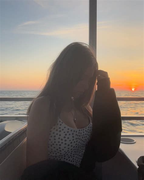 ava | snow bunny? | Instagram