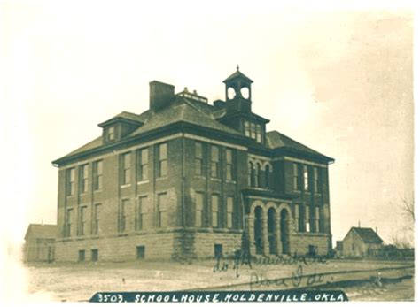 Holdenville School House