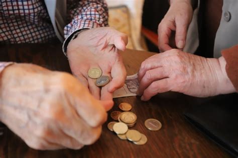 И социалната пенсия за старост ще надмине 300 лв. от 1 юли