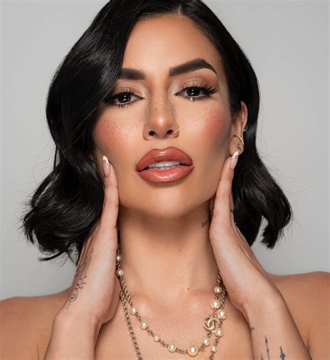 Luciana Del Mar - Bio, Age, Height, Wiki | Models Biography
