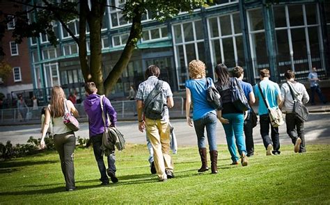 42 Life Lessons You Get From Going To University - MadbuzzHK