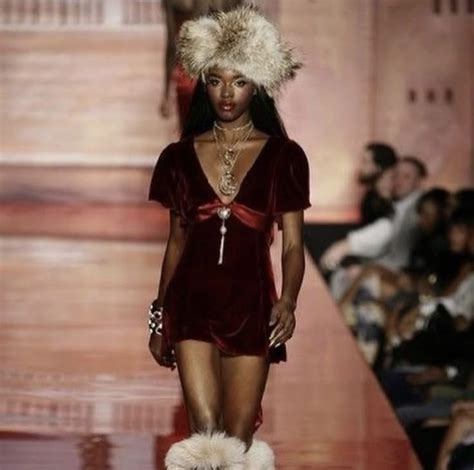 Pin by Kristinella De Vil on Красота и прически | 90s fashion models ...