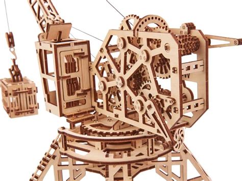 3D конструктор из дерева Wood Trick Кран с контейнером (237 деталей ...