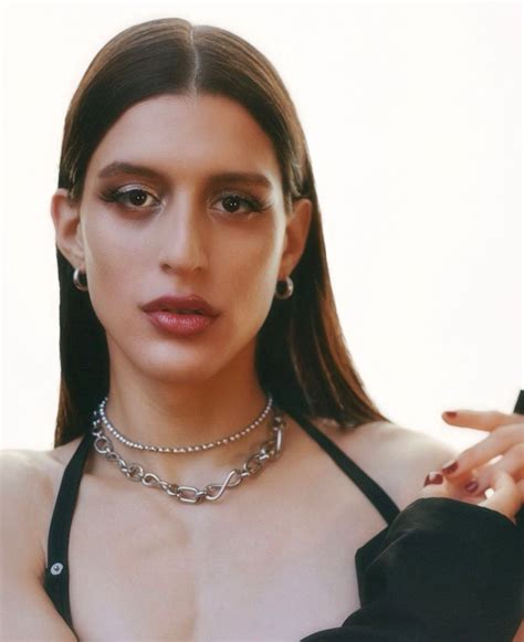 Pin by Hikari lee on 𝘈𝘙𝘊𝘈 | Queer fashion, Celebrity skin, Beautiful people