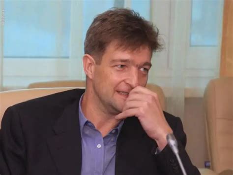 Denis Shtengelov: biography, family, fortune. "KDV-Group" | Celebrities