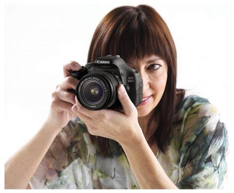 CANON EOS 600d kit (18-55mm IS II )