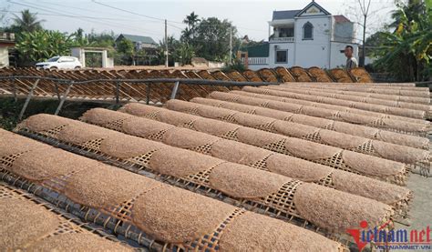 tat bat den dem van khong du banh da ban tet