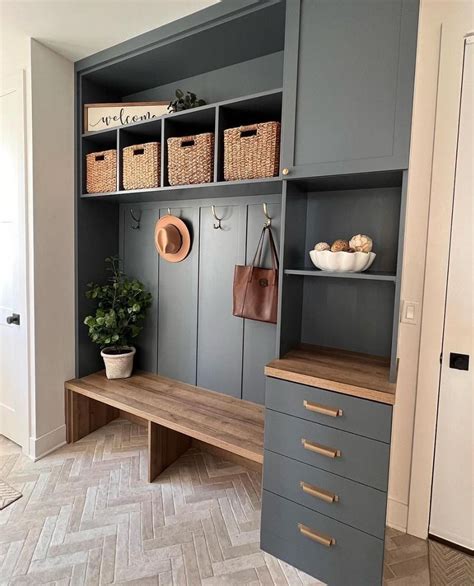 mudroom bench ideas   cozy  organized home mudroom remodel