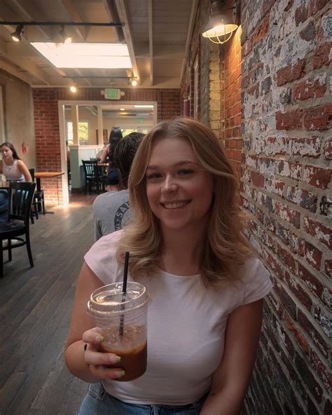 angel moon 🪽 (@angelmooncali) • Instagram photos and videos