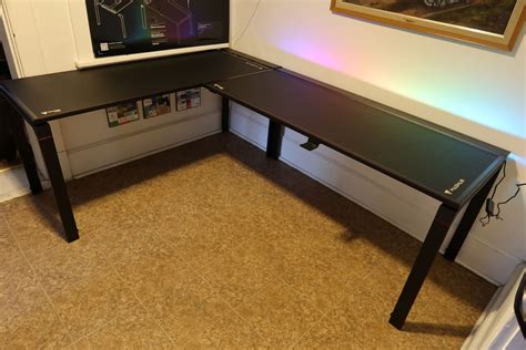We Review The Secretlab Magnus Gaming Desk & L-Shape Extension