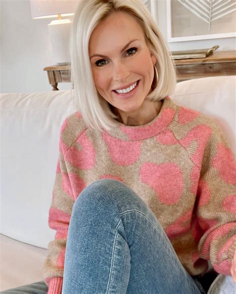 Smiling MILF : r/woolygirls