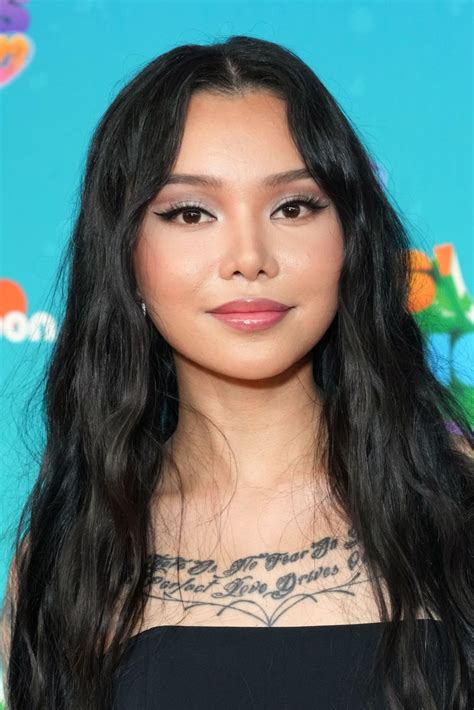 Bella Poarch – Nickelodeon’s 2023 Kids’ Choice Awards • CelebMafia