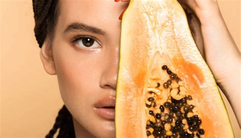 8 Reasons Why Papaya is Good For Your Skin - lifeberrys.com