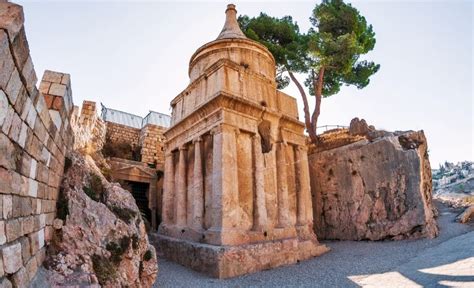 Tomb Of Absalom: The Tomb Of A Rebel Son? - SayKen Tours