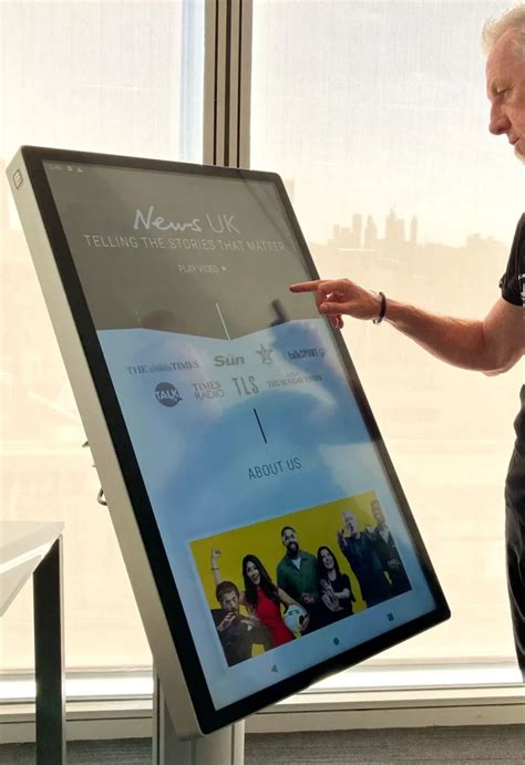 Giant iTab - iTab | Rent or Buy Large Touch Screens for Events