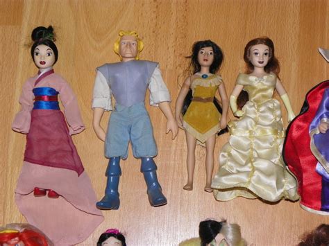 no me cabe en casa: Muñecas de porcelana