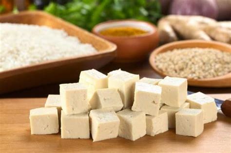 Соевый сыр тофу: что это за продукт и как его едят?