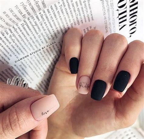 Маникюр с надписями: модный тренд в дизайне ногтей 2024 | Stylish nails ...