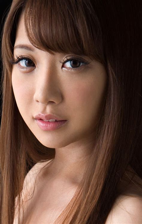 Rara Anzai 安齋らら