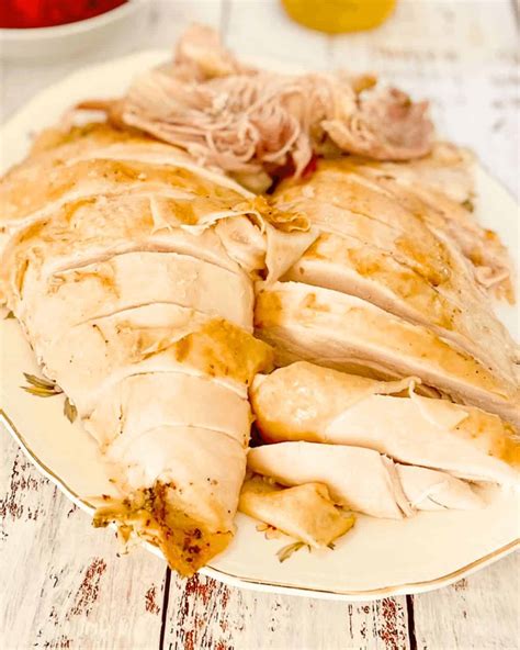 how to cook a turkey in a turkey roaster oven 1