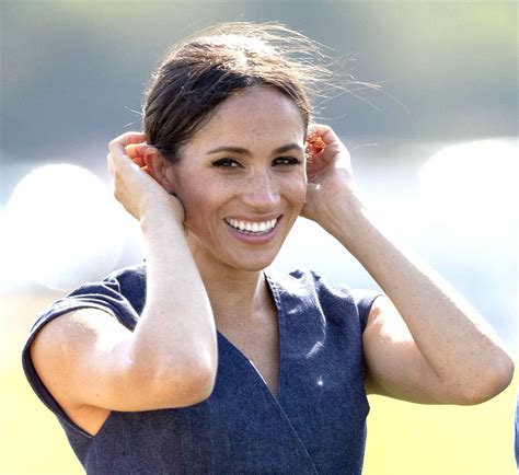 Royal Experts React: The Truth About Meghan's Mole And Twitter Image 10