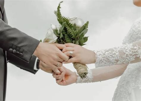 Manila invites couples for civil, church wedding | The Manila Times