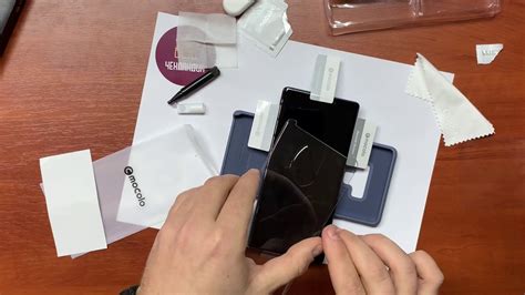 Защитное стекло на УЛЬТРАФИОЛЕТОВЫЙ клей.(УФ-клей, UV-glue). Поклейка ...