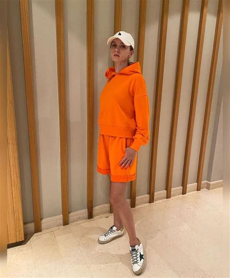КОСТЮМЫ | ХУДИ | СВИТШОТЫ on Instagram: “Наша сочная новинка🍊 Костюм с ...