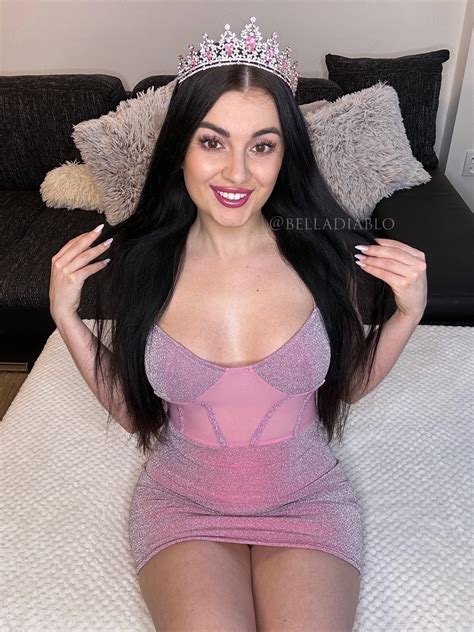 May I be your princess? : r/Dresses