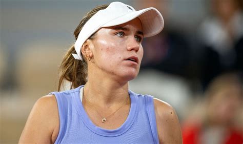 Sofia Kenin continues returns to form to beat home hope at French Open ...