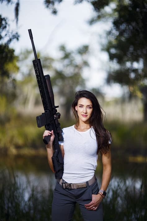 Military Girls And Guns