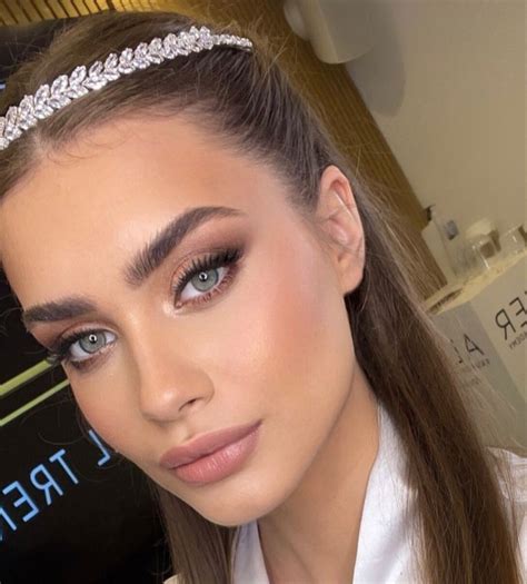 Pinterest | Wedding eye makeup, Bridal makeup natural, Glam bride makeup