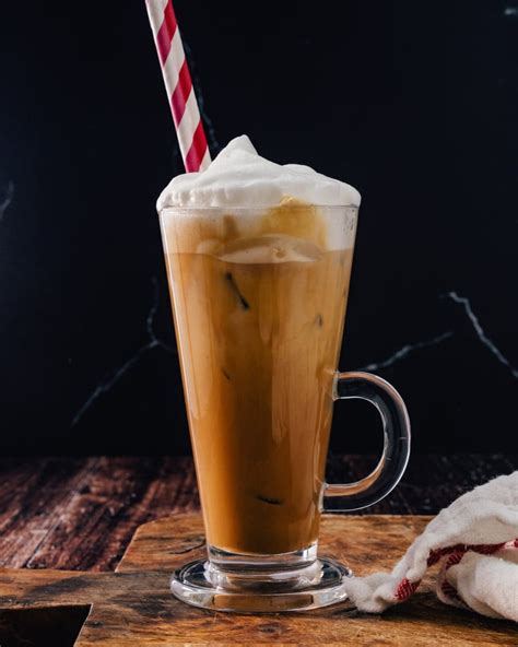 Iced White Chocolate Mocha (Better Than Starbucks!) – A Couple Cooks