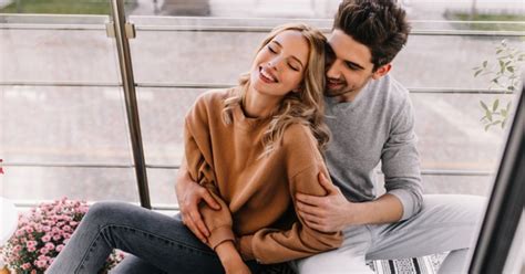 how to know if a guy has feelings for you