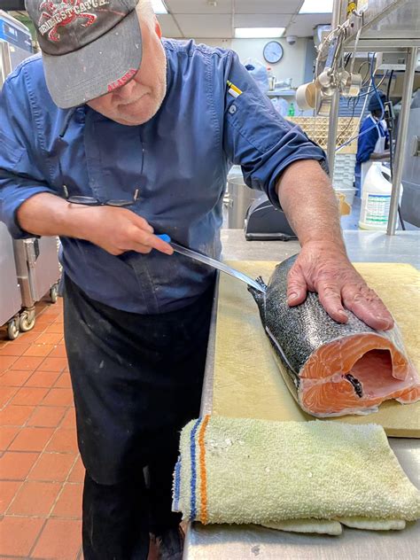 Kreis' Steakhouse - Home