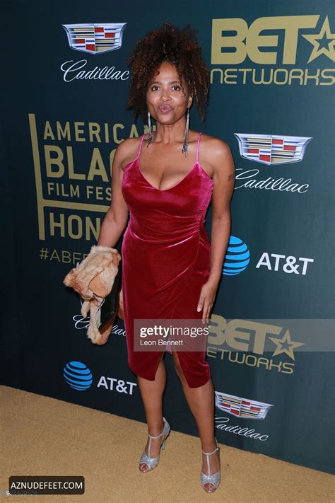 LISA NICOLE CARSON Feet - AZNudeFeet