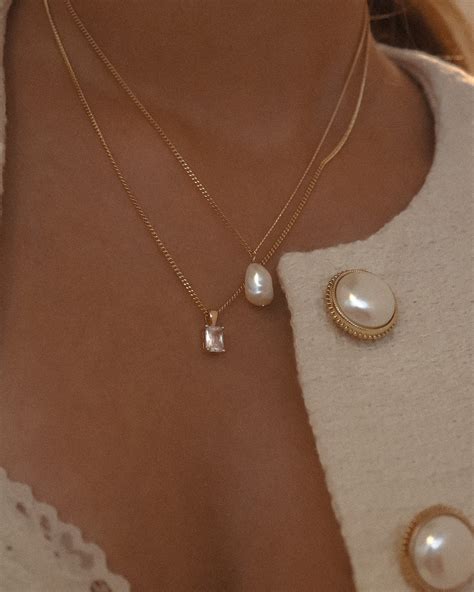 Gold-Filled Baroque Pearl Pendant Necklace | Midori Jewelry Co.