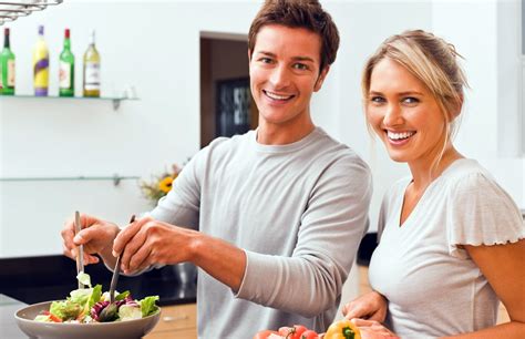 couple-cooking-date (1) - Date Night Guide