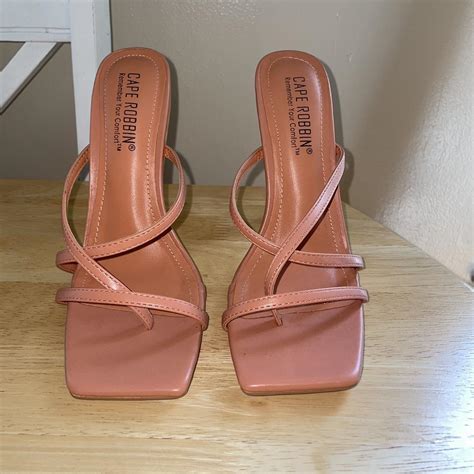 BLUSH PINK HEELS / super cute pink heels with a gold... - Depop