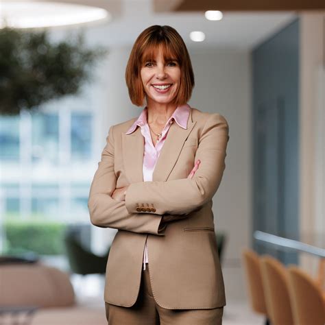 Francesca Hampton | Raymond James Investment Services