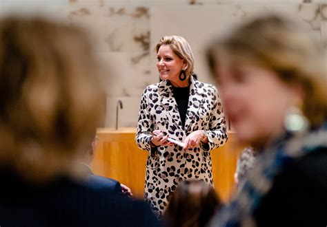 Dit is de nieuwe informateur: oorlogsdeskundige en academische