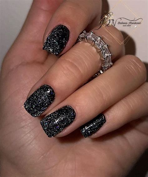 7 Party Nail Ideas For Fashion Lovers | Fashionisers©