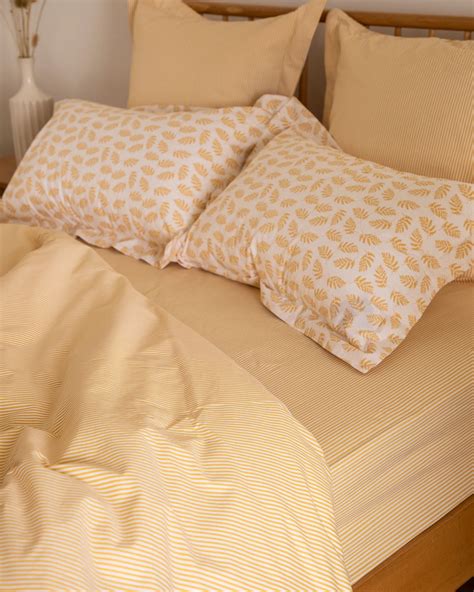 Fitted Sheets – Foxford