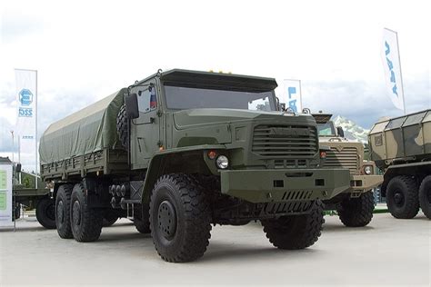 Военные транспортные средства, Бронеавтомобиль, Грузовики