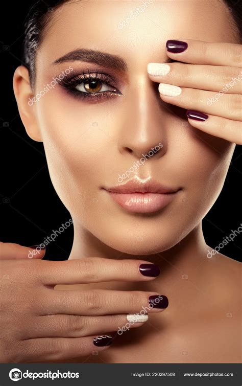 Beauty Salon Makeup Images | Saubhaya Makeup